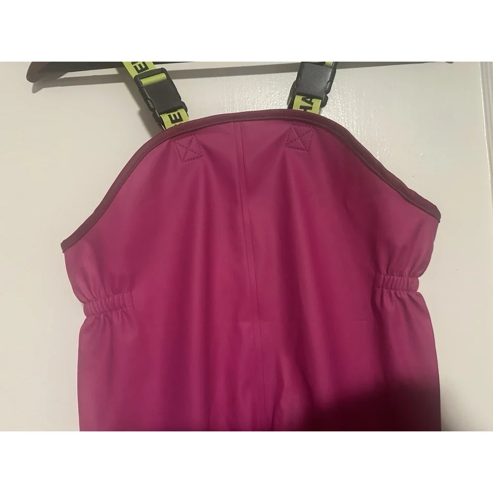 HELLY HANSEN Pink Bib Pants Yellow Straps Top Youth Size 104/4 Girls